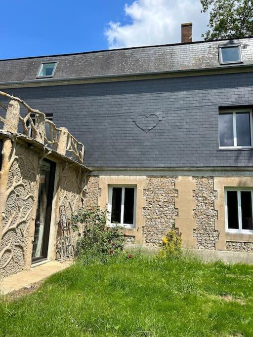 Gite Au Haras La Belle Emanville Exteriör bild